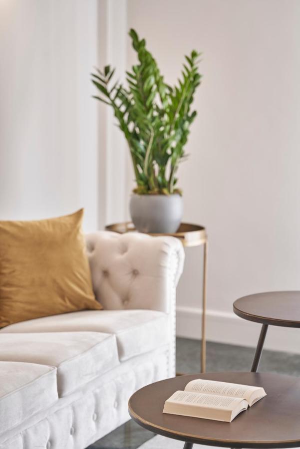 Chic N Bright 3Bd Apt With Hilton View Αθήνα Εξωτερικό φωτογραφία