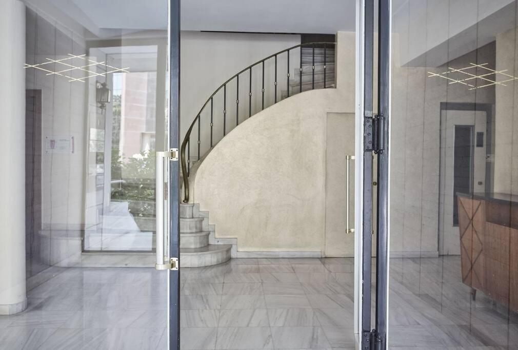 Chic N Bright 3Bd Apt With Hilton View Αθήνα Εξωτερικό φωτογραφία
